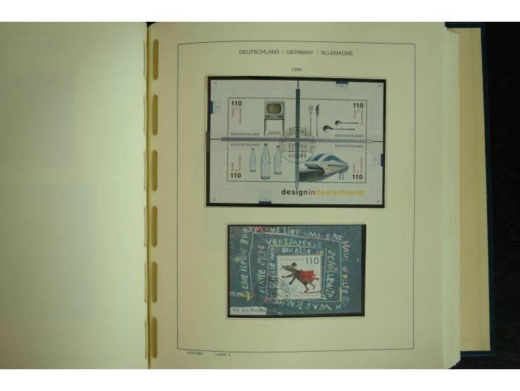 1945/2012, ungebrauchte/postfrische und gestempelte Sammlung, dabei Bizone mit besseren u.a. Mi.-Nr. 93I XG gestempelt mit Fo