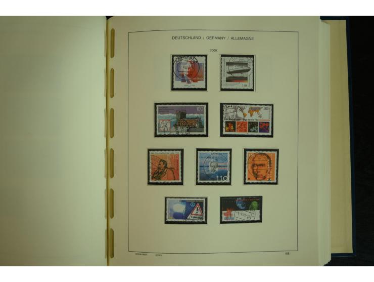 1945/2012, ungebrauchte/postfrische und gestempelte Sammlung, dabei Bizone mit besseren u.a. Mi.-Nr. 93I XG gestempelt mit Fo