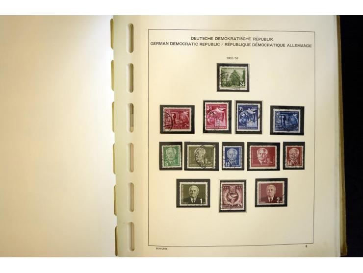 1945/85, umfangreicher ungebrauchter/postfrischer und gestempelter Bestand mit vielen besseren Werten und Ausgaben, teils meh
