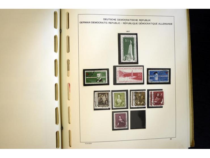 1945/85, umfangreicher ungebrauchter/postfrischer und gestempelter Bestand mit vielen besseren Werten und Ausgaben, teils meh