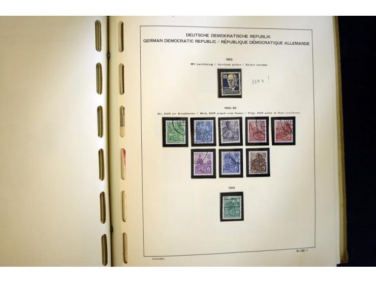 1945/85, umfangreicher ungebrauchter/postfrischer und gestempelter Bestand mit vielen besseren Werten und Ausgaben, teils meh