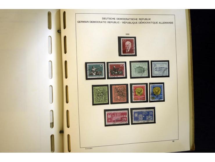 1945/85, umfangreicher ungebrauchter/postfrischer und gestempelter Bestand mit vielen besseren Werten und Ausgaben, teils meh