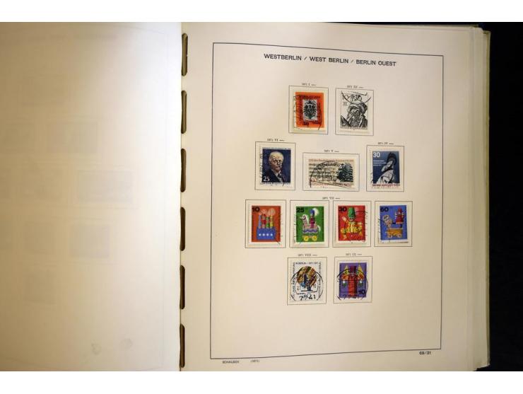 1945/85, umfangreicher ungebrauchter/postfrischer und gestempelter Bestand mit vielen besseren Werten und Ausgaben, teils meh