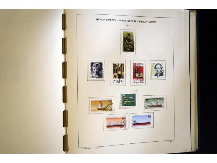 1945/85, umfangreicher ungebrauchter/postfrischer und gestempelter Bestand mit vielen besseren Werten und Ausgaben, teils meh