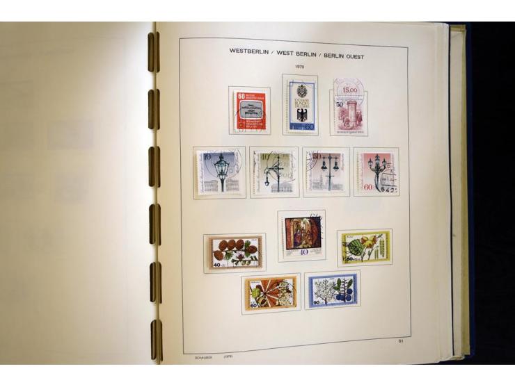 1945/85, umfangreicher ungebrauchter/postfrischer und gestempelter Bestand mit vielen besseren Werten und Ausgaben, teils meh