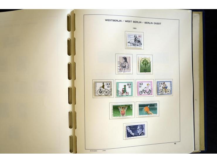 1945/85, umfangreicher ungebrauchter/postfrischer und gestempelter Bestand mit vielen besseren Werten und Ausgaben, teils meh