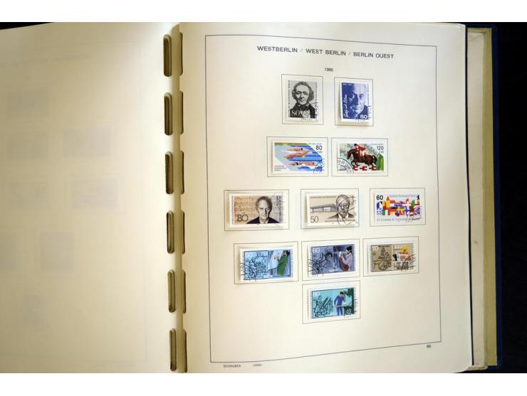 1945/85, umfangreicher ungebrauchter/postfrischer und gestempelter Bestand mit vielen besseren Werten und Ausgaben, teils meh