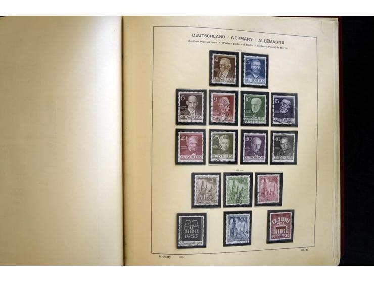1945/85, umfangreicher ungebrauchter/postfrischer und gestempelter Bestand mit vielen besseren Werten und Ausgaben, teils meh