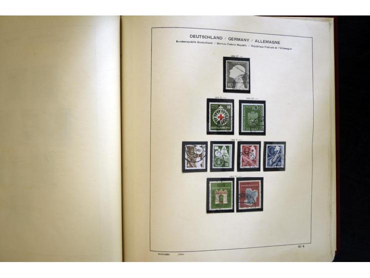 1945/85, umfangreicher ungebrauchter/postfrischer und gestempelter Bestand mit vielen besseren Werten und Ausgaben, teils meh