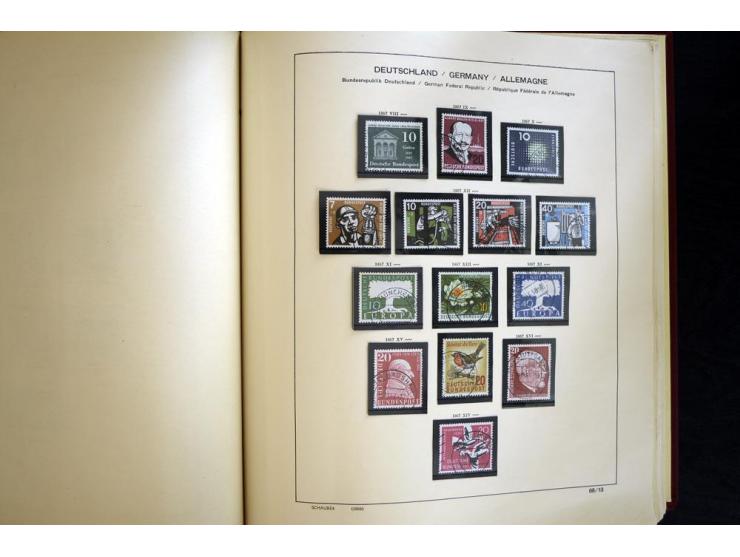 1945/85, umfangreicher ungebrauchter/postfrischer und gestempelter Bestand mit vielen besseren Werten und Ausgaben, teils meh