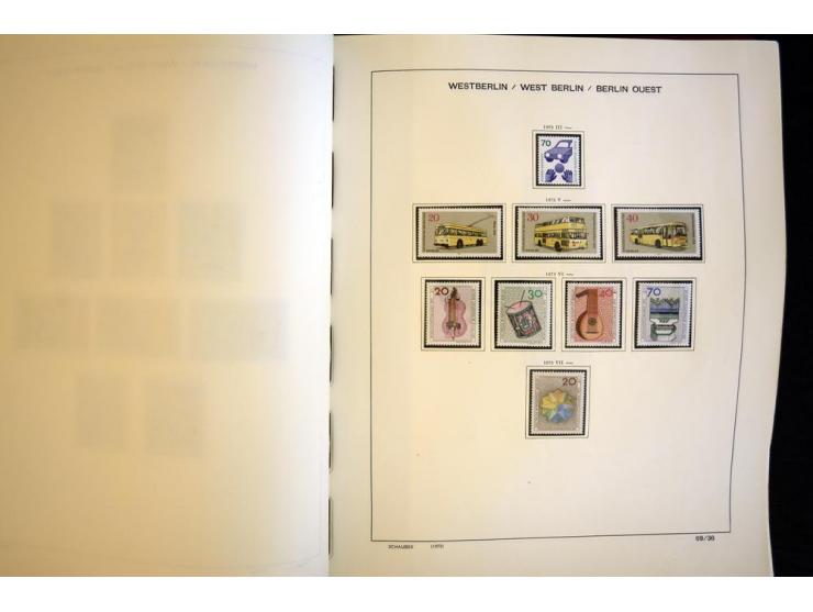 1945/85, umfangreicher ungebrauchter/postfrischer und gestempelter Bestand mit vielen besseren Werten und Ausgaben, teils meh