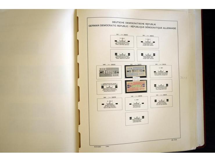 1945/85, umfangreicher ungebrauchter/postfrischer und gestempelter Bestand mit vielen besseren Werten und Ausgaben, teils meh