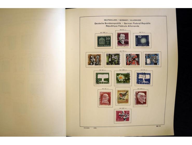 1945/85, umfangreicher ungebrauchter/postfrischer und gestempelter Bestand mit vielen besseren Werten und Ausgaben, teils meh