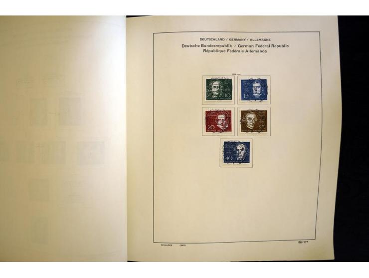1945/85, umfangreicher ungebrauchter/postfrischer und gestempelter Bestand mit vielen besseren Werten und Ausgaben, teils meh