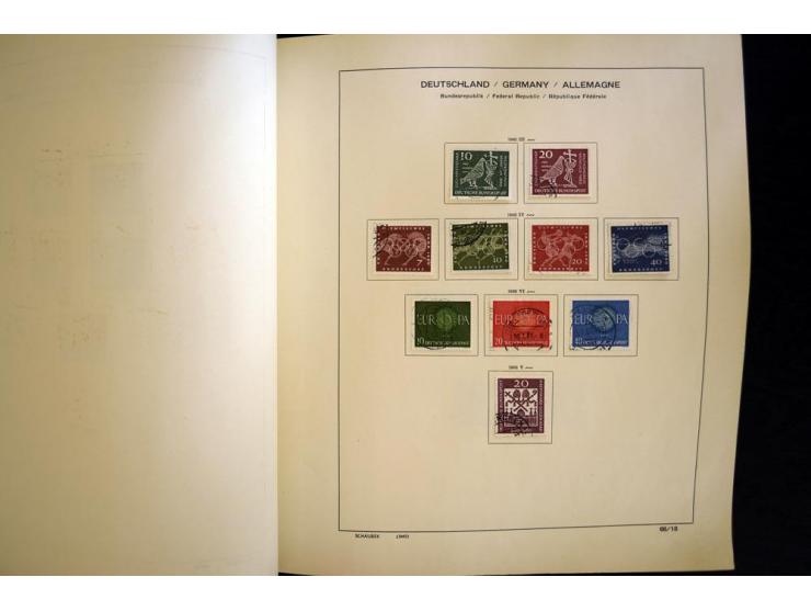 1945/85, umfangreicher ungebrauchter/postfrischer und gestempelter Bestand mit vielen besseren Werten und Ausgaben, teils meh
