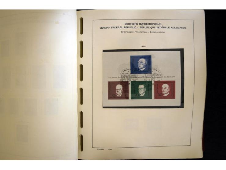 1945/85, umfangreicher ungebrauchter/postfrischer und gestempelter Bestand mit vielen besseren Werten und Ausgaben, teils meh