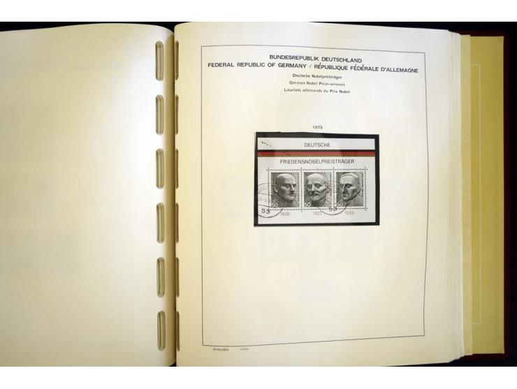1945/85, umfangreicher ungebrauchter/postfrischer und gestempelter Bestand mit vielen besseren Werten und Ausgaben, teils meh