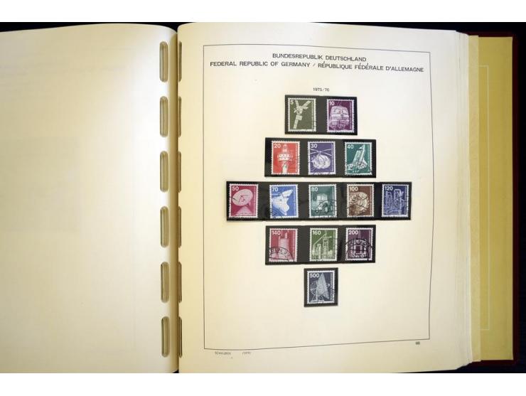 1945/85, umfangreicher ungebrauchter/postfrischer und gestempelter Bestand mit vielen besseren Werten und Ausgaben, teils meh