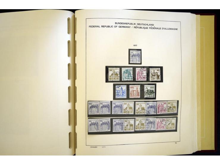 1945/85, umfangreicher ungebrauchter/postfrischer und gestempelter Bestand mit vielen besseren Werten und Ausgaben, teils meh