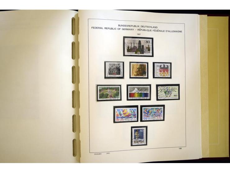 1945/85, umfangreicher ungebrauchter/postfrischer und gestempelter Bestand mit vielen besseren Werten und Ausgaben, teils meh