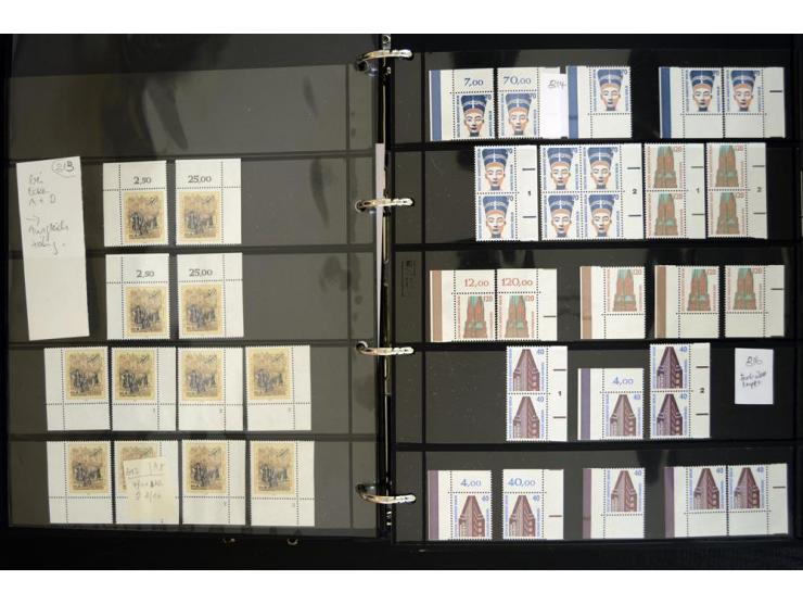 1948/90, postfrische Spezialsammlung, fast ausschließlich Rand- und vor allem Eckrandstücke, dabei auch Paare und 4er-Blocks,