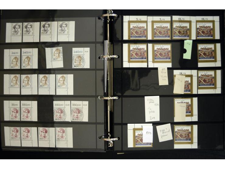 1948/90, postfrische Spezialsammlung, fast ausschließlich Rand- und vor allem Eckrandstücke, dabei auch Paare und 4er-Blocks,