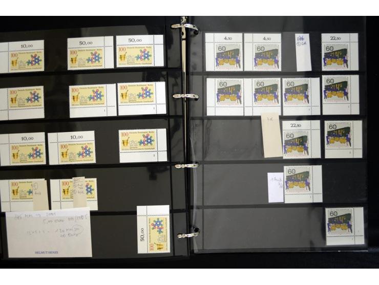 1948/90, postfrische Spezialsammlung, fast ausschließlich Rand- und vor allem Eckrandstücke, dabei auch Paare und 4er-Blocks,