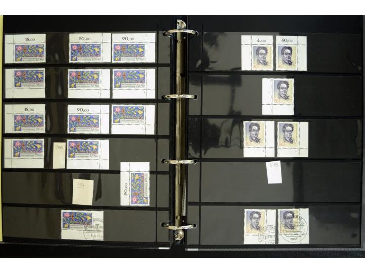 1948/90, postfrische Spezialsammlung, fast ausschließlich Rand- und vor allem Eckrandstücke, dabei auch Paare und 4er-Blocks,