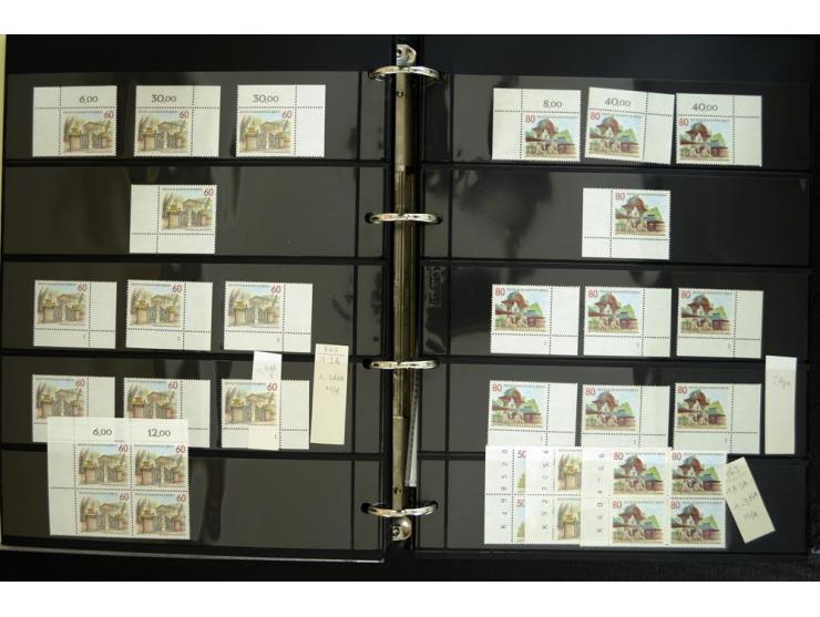 1948/90, postfrische Spezialsammlung, fast ausschließlich Rand- und vor allem Eckrandstücke, dabei auch Paare und 4er-Blocks,