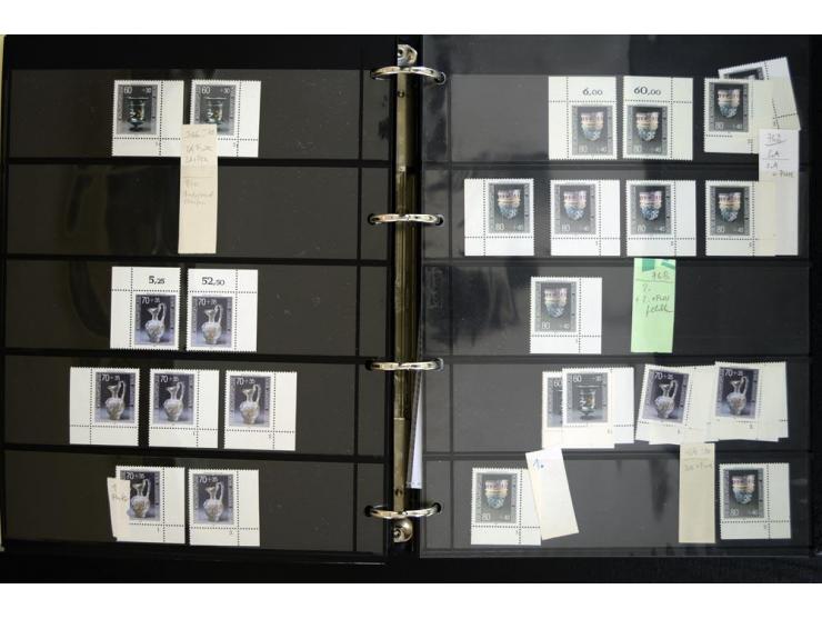 1948/90, postfrische Spezialsammlung, fast ausschließlich Rand- und vor allem Eckrandstücke, dabei auch Paare und 4er-Blocks,