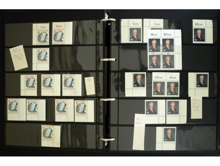 1948/90, postfrische Spezialsammlung, fast ausschließlich Rand- und vor allem Eckrandstücke, dabei auch Paare und 4er-Blocks,