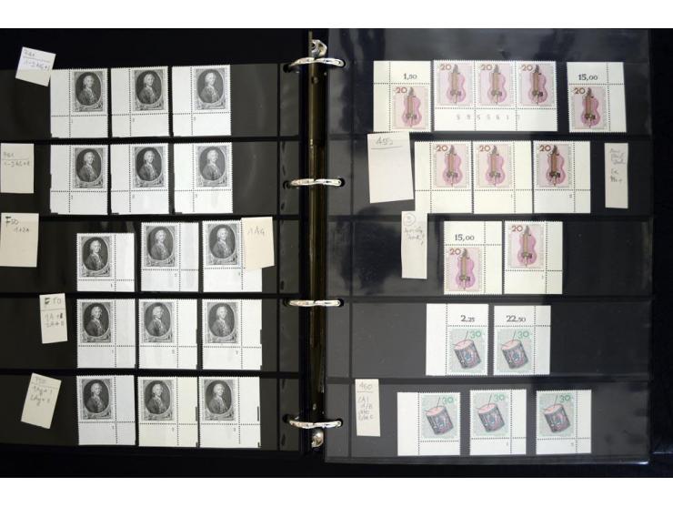 1948/90, postfrische Spezialsammlung, fast ausschließlich Rand- und vor allem Eckrandstücke, dabei auch Paare und 4er-Blocks,