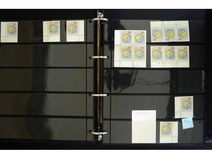 1948/90, postfrische Spezialsammlung, fast ausschließlich Rand- und vor allem Eckrandstücke, dabei auch Paare und 4er-Blocks,