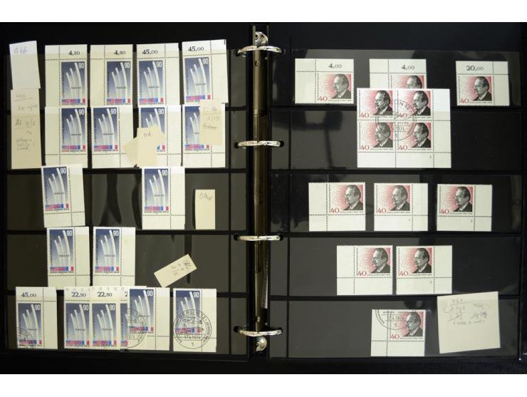1948/90, postfrische Spezialsammlung, fast ausschließlich Rand- und vor allem Eckrandstücke, dabei auch Paare und 4er-Blocks,