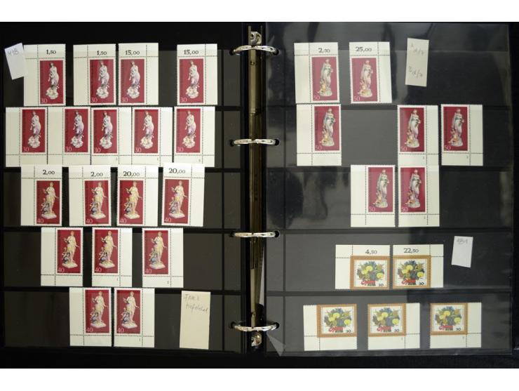 1948/90, postfrische Spezialsammlung, fast ausschließlich Rand- und vor allem Eckrandstücke, dabei auch Paare und 4er-Blocks,