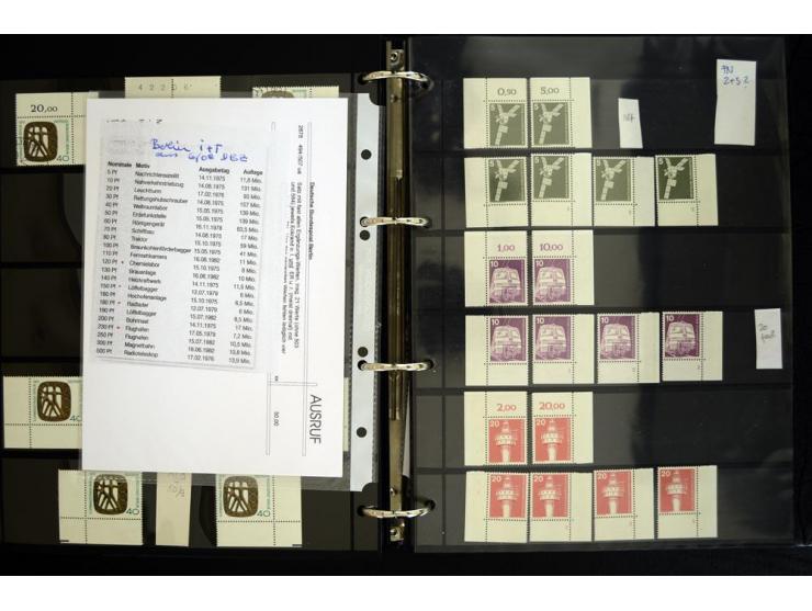 1948/90, postfrische Spezialsammlung, fast ausschließlich Rand- und vor allem Eckrandstücke, dabei auch Paare und 4er-Blocks,