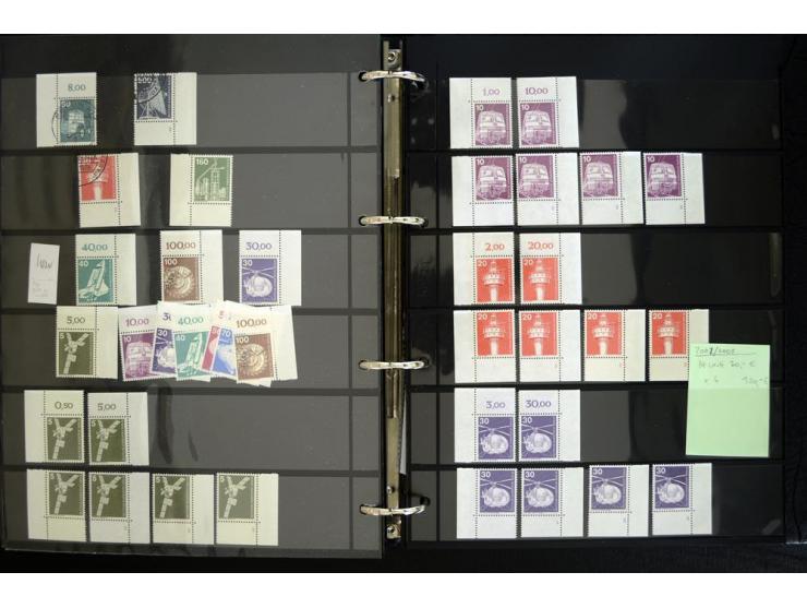 1948/90, postfrische Spezialsammlung, fast ausschließlich Rand- und vor allem Eckrandstücke, dabei auch Paare und 4er-Blocks,