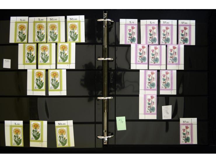 1948/90, postfrische Spezialsammlung, fast ausschließlich Rand- und vor allem Eckrandstücke, dabei auch Paare und 4er-Blocks,