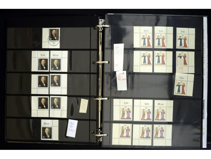 1948/90, postfrische Spezialsammlung, fast ausschließlich Rand- und vor allem Eckrandstücke, dabei auch Paare und 4er-Blocks,