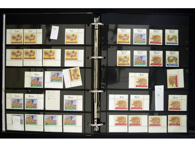 1948/90, postfrische Spezialsammlung, fast ausschließlich Rand- und vor allem Eckrandstücke, dabei auch Paare und 4er-Blocks,