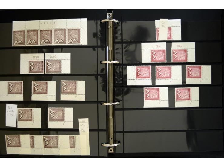 1948/90, postfrische Spezialsammlung, fast ausschließlich Rand- und vor allem Eckrandstücke, dabei auch Paare und 4er-Blocks,