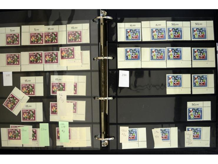 1948/90, postfrische Spezialsammlung, fast ausschließlich Rand- und vor allem Eckrandstücke, dabei auch Paare und 4er-Blocks,