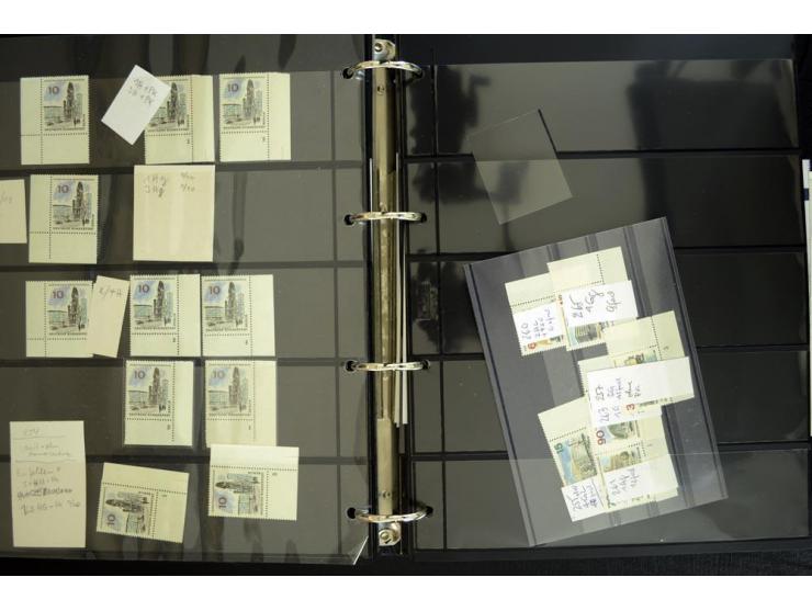 1948/90, postfrische Spezialsammlung, fast ausschließlich Rand- und vor allem Eckrandstücke, dabei auch Paare und 4er-Blocks,