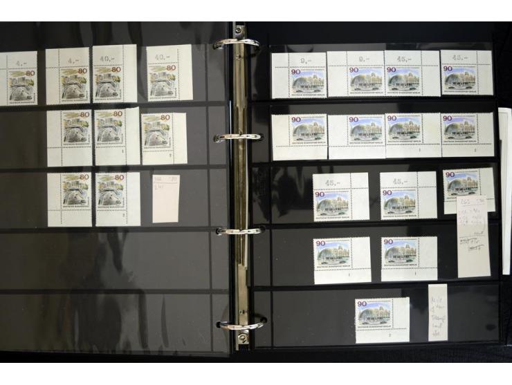 1948/90, postfrische Spezialsammlung, fast ausschließlich Rand- und vor allem Eckrandstücke, dabei auch Paare und 4er-Blocks,