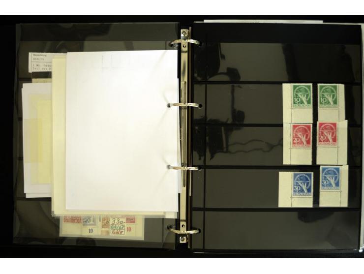 1948/90, postfrische Spezialsammlung, fast ausschließlich Rand- und vor allem Eckrandstücke, dabei auch Paare und 4er-Blocks,
