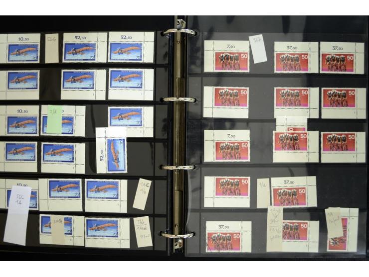 1948/90, postfrische Spezialsammlung, fast ausschließlich Rand- und vor allem Eckrandstücke, dabei auch Paare und 4er-Blocks,