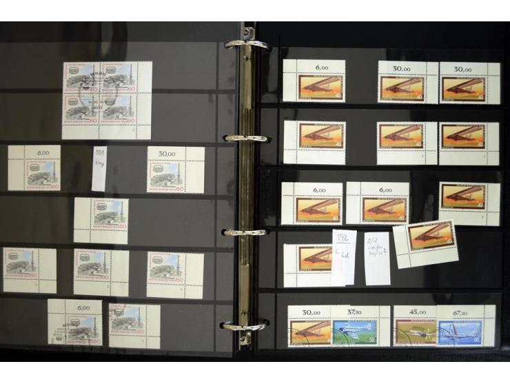 1948/90, postfrische Spezialsammlung, fast ausschließlich Rand- und vor allem Eckrandstücke, dabei auch Paare und 4er-Blocks,