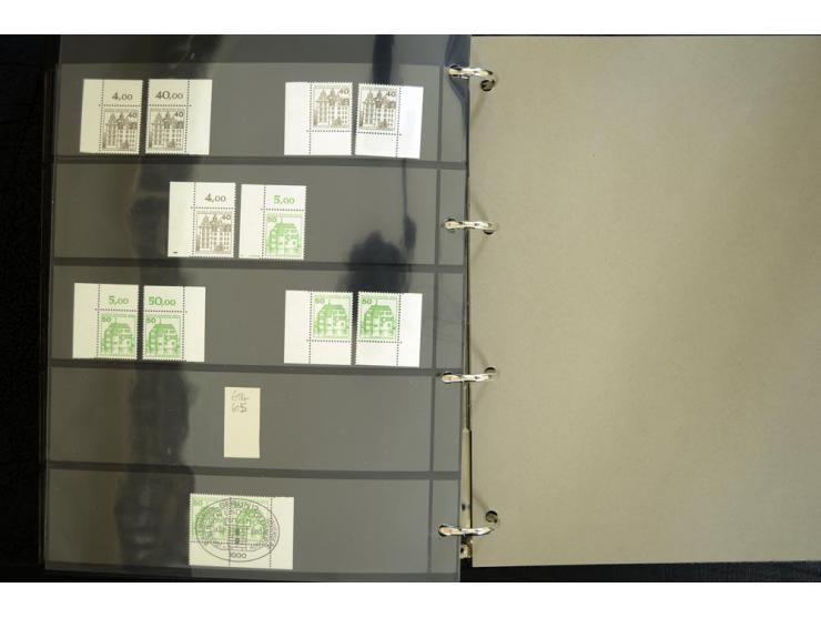 1948/90, postfrische Spezialsammlung, fast ausschließlich Rand- und vor allem Eckrandstücke, dabei auch Paare und 4er-Blocks,