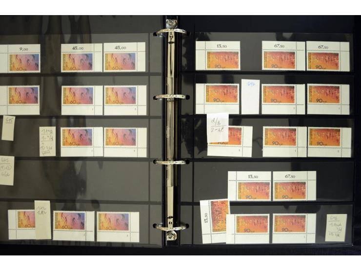 1948/90, postfrische Spezialsammlung, fast ausschließlich Rand- und vor allem Eckrandstücke, dabei auch Paare und 4er-Blocks,