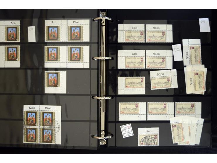 1948/90, postfrische Spezialsammlung, fast ausschließlich Rand- und vor allem Eckrandstücke, dabei auch Paare und 4er-Blocks,